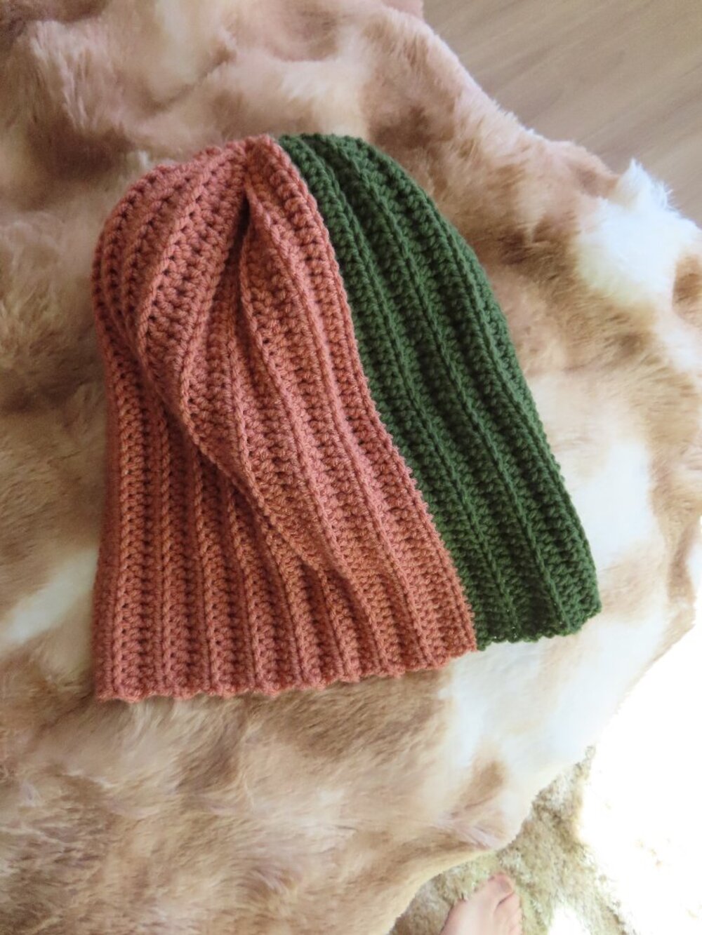 Cozy chunky handmade crochet beanie - Picture 2 of 10